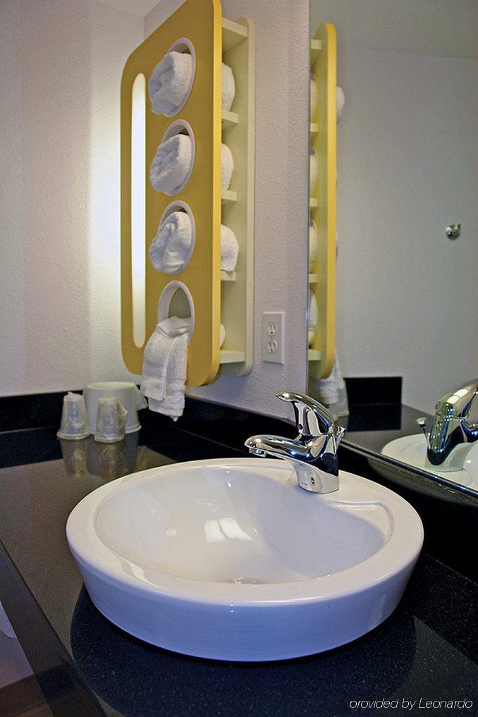 Motel 6 Boston South - เบรนทรี ภายนอก รูปภาพ