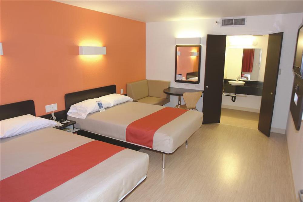 Motel 6 Boston South - เบรนทรี ห้อง รูปภาพ